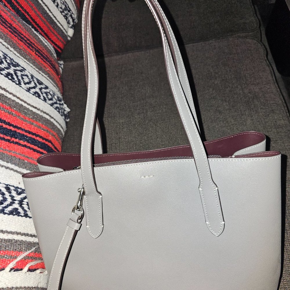 Coach Handbag - Picture 3 of 3